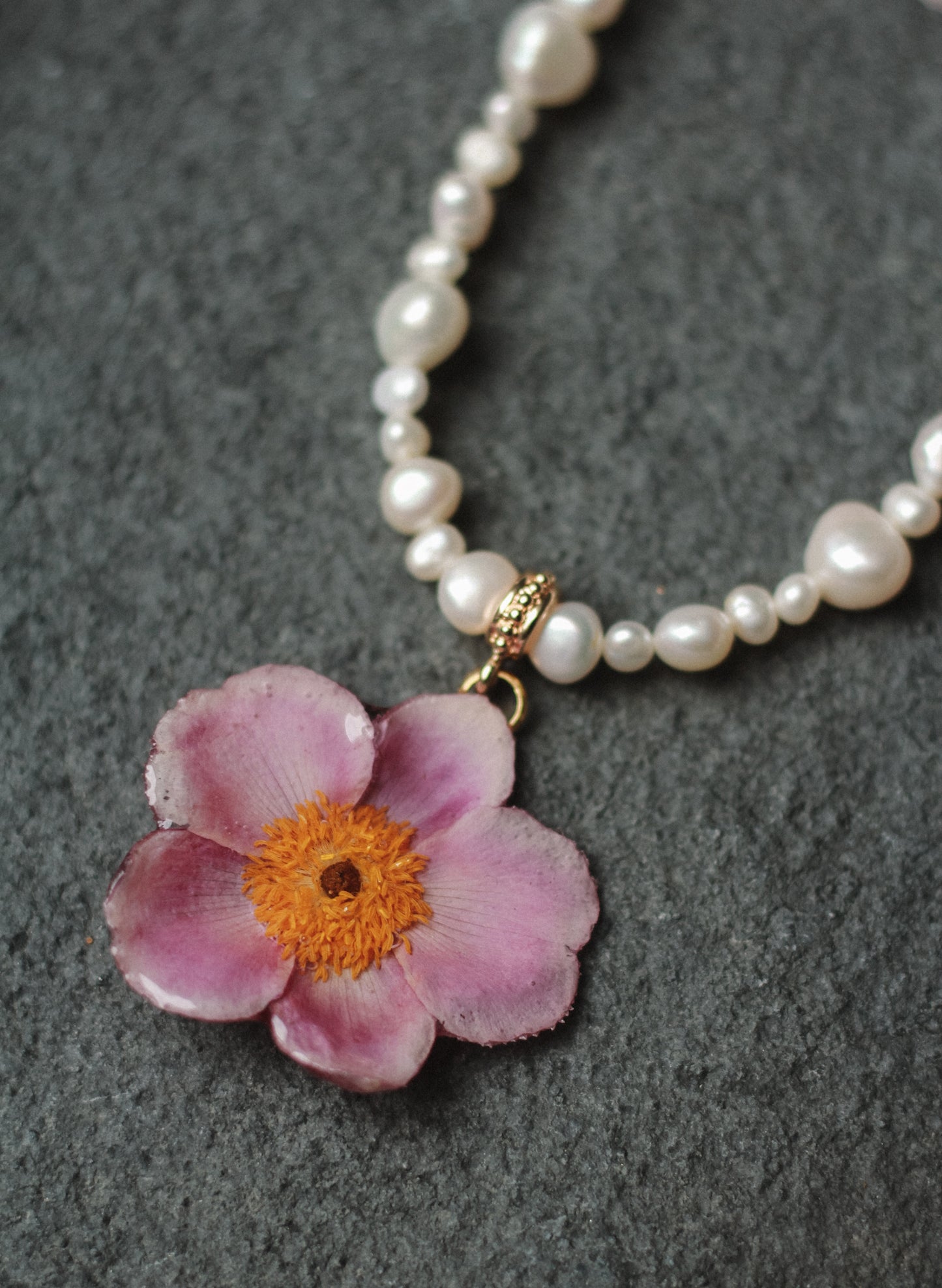 Anemone Pearl Choker